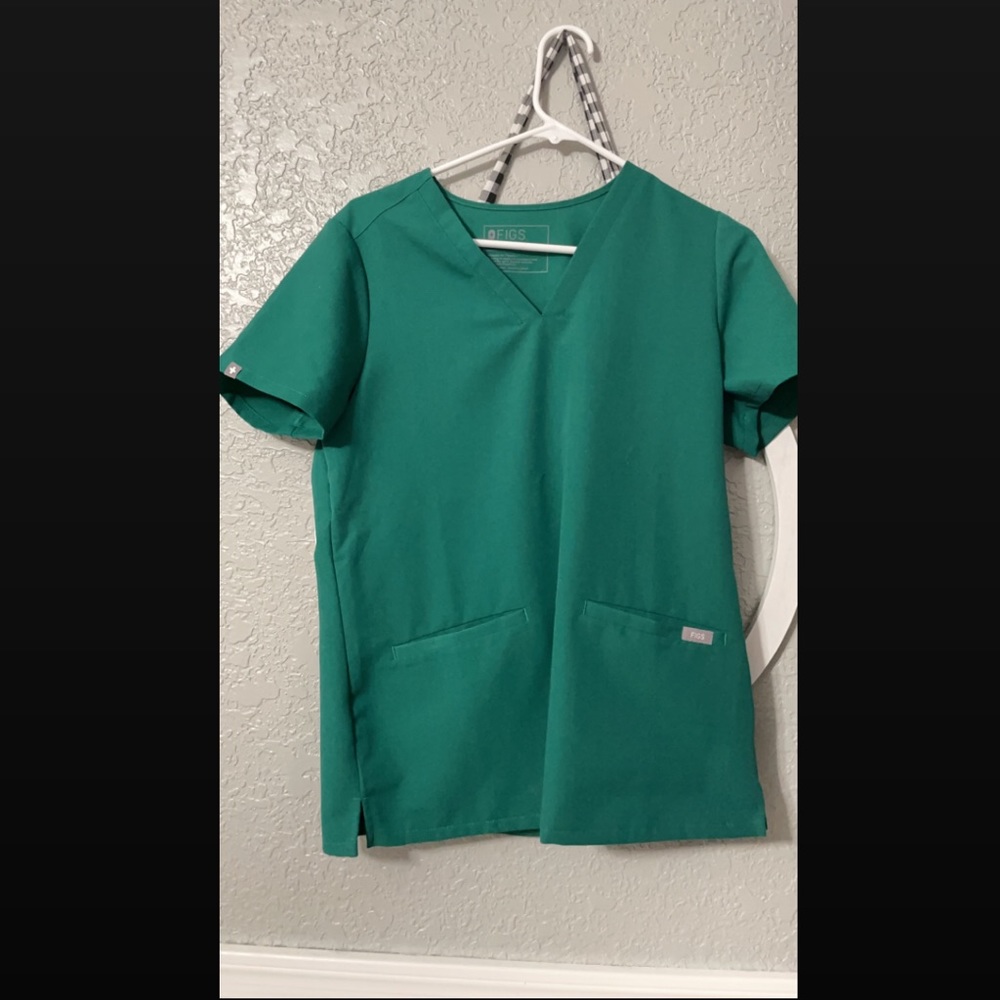 FIGS Hunter Green Small Scrub Top